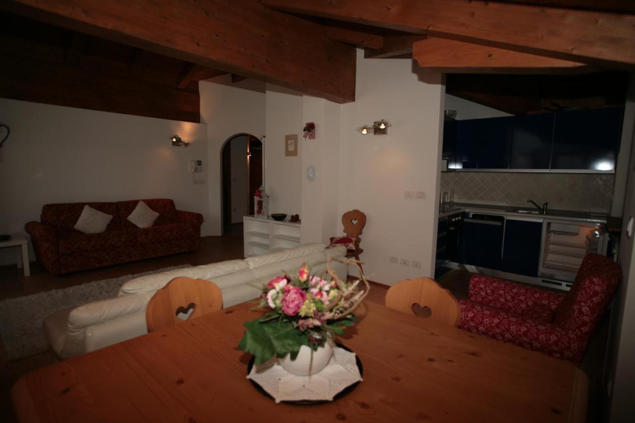Villetta Ai Pini Deluxe Canazei Bagian luar foto