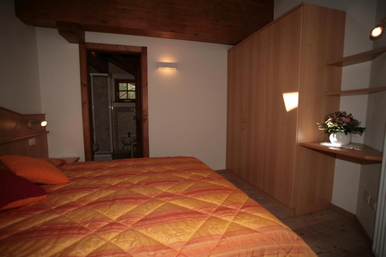 Villetta Ai Pini Deluxe Canazei Bagian luar foto