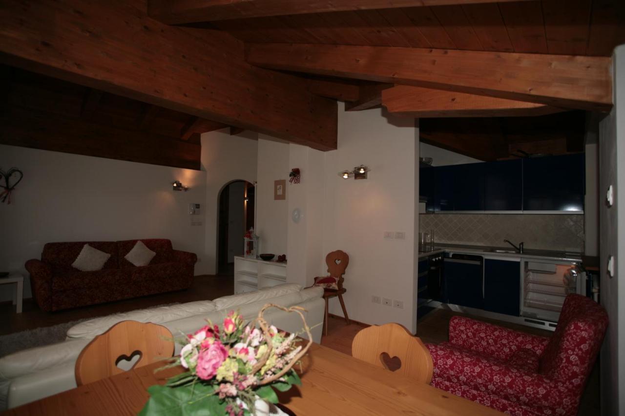 Villetta Ai Pini Deluxe Canazei Bagian luar foto