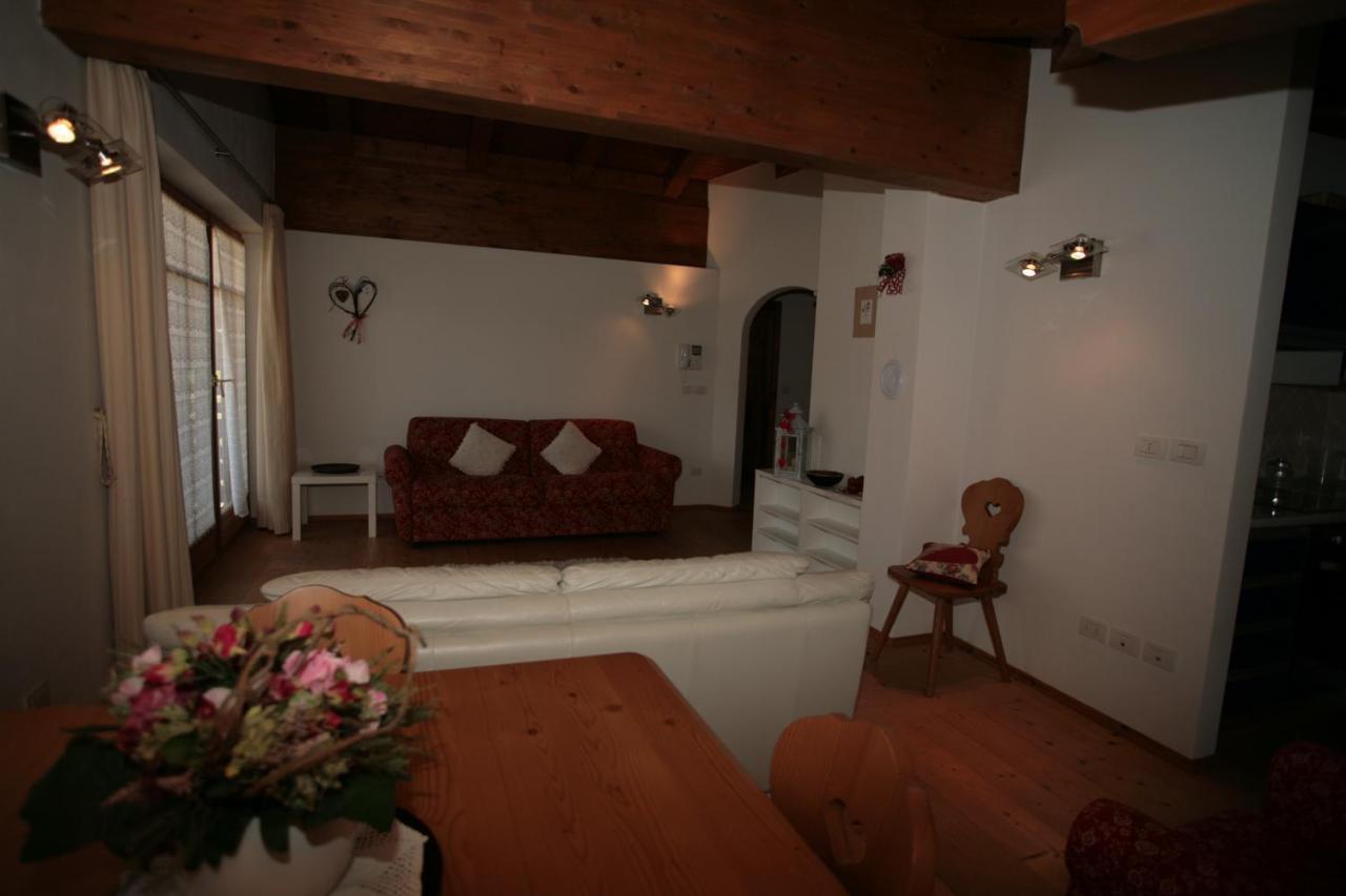Villetta Ai Pini Deluxe Canazei Bagian luar foto