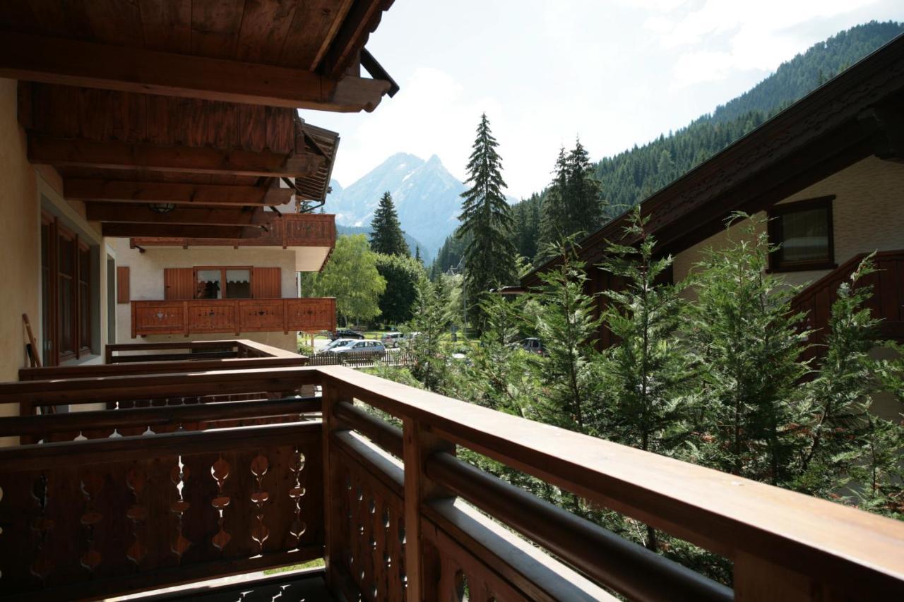Villetta Ai Pini Deluxe Canazei Bagian luar foto